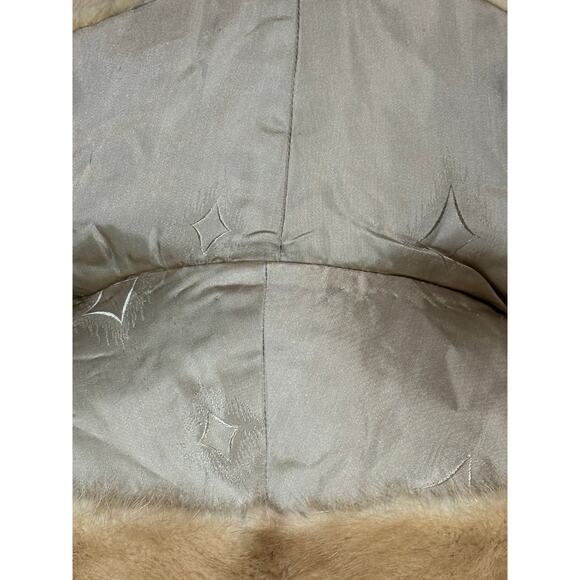 Vintage Honey Blonde Mink Fur Stole – Classic Evening Wrap - Picture 8 of 11